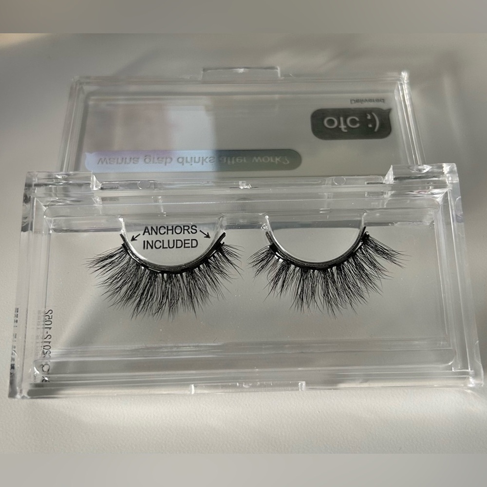 Glamnetic lashes